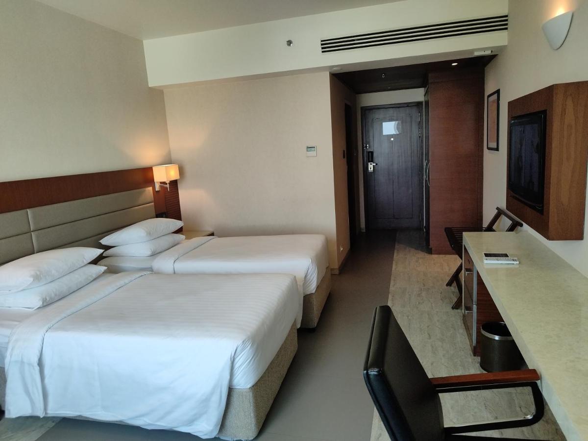 Courtyard By Marriott Madurai Hotel Bagian luar foto